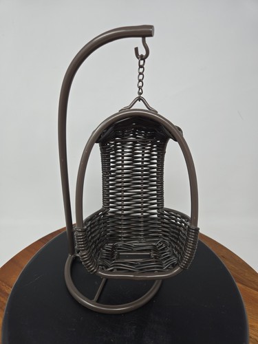 Vtg mini wicker - vtg, plastic